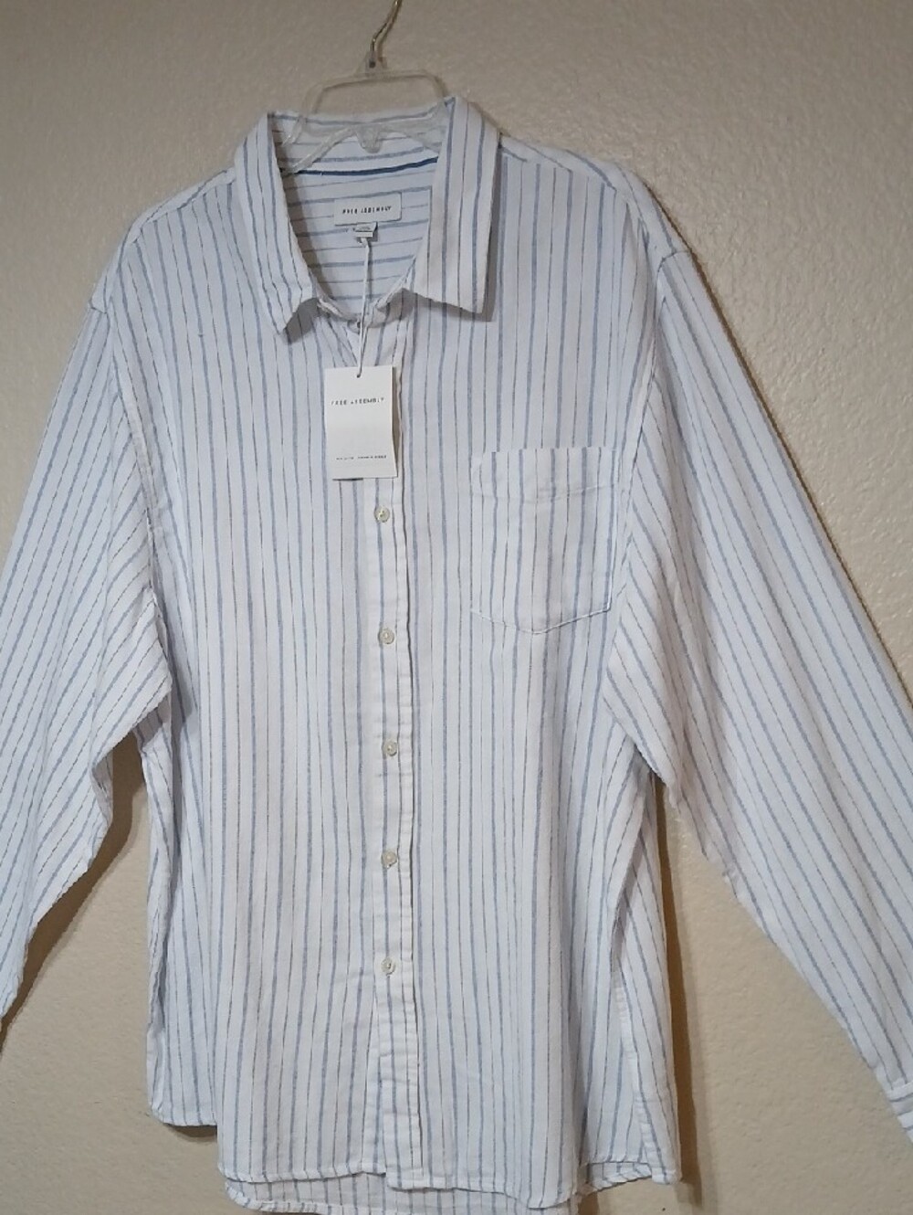 Free Assembly Button-Down Shirt - Picture 7 of 9